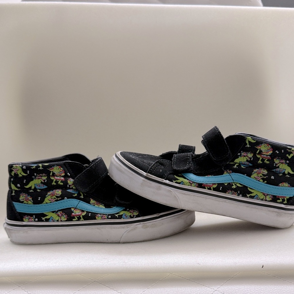 Vans SK8 Uni Rex Dinosaur Glow In The Dark shoes  US 2